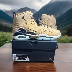 *NEW* Youth NIKE Air Jordan Jumpman MVP  Flax Brown  size 6.5